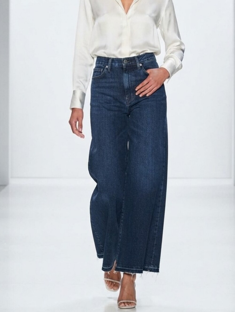 FRAME Le Palazzo Crop Released Hem Wide Leg Jeans Napoli 27